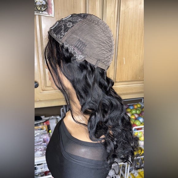 ❤️Lot 2069❤️ New 100% Human Hair U Part 24” wig ❤️ medium to small head Density - Picture 7 of 10